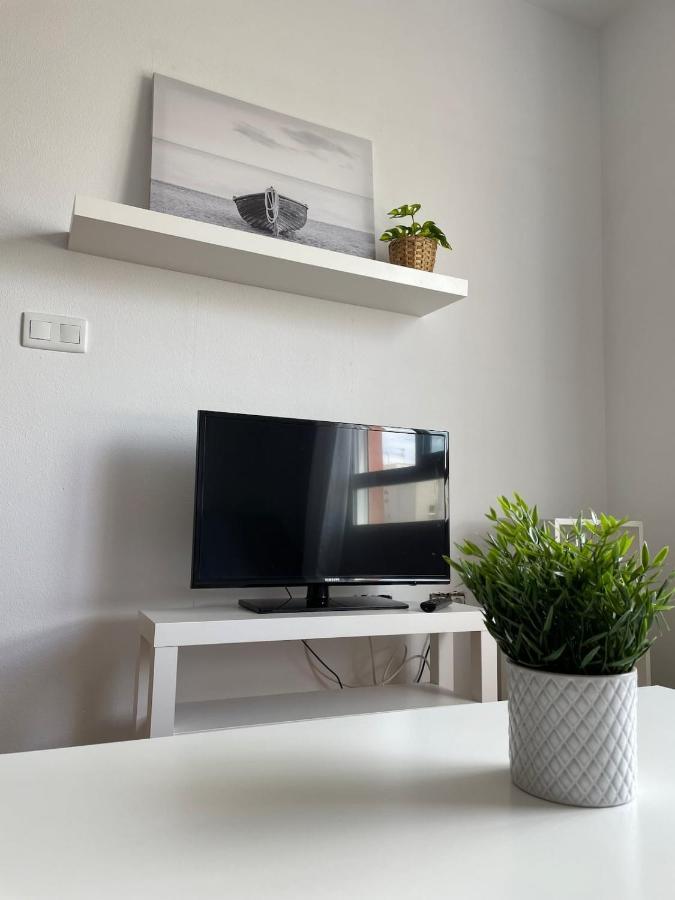 Apartamento Y Piso Frente Al Mar Con Vistas En Гарруча Экстерьер фото